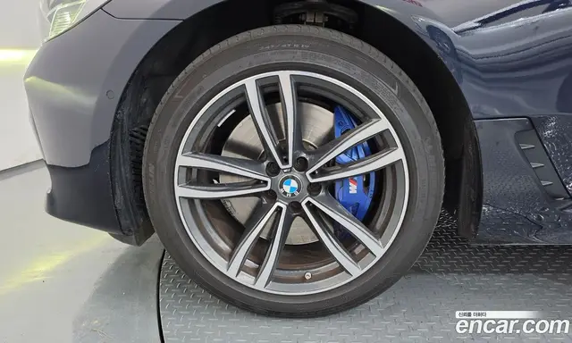 BMW 6 серия 2023 2.0 автомат (гидро), миниатюра 5