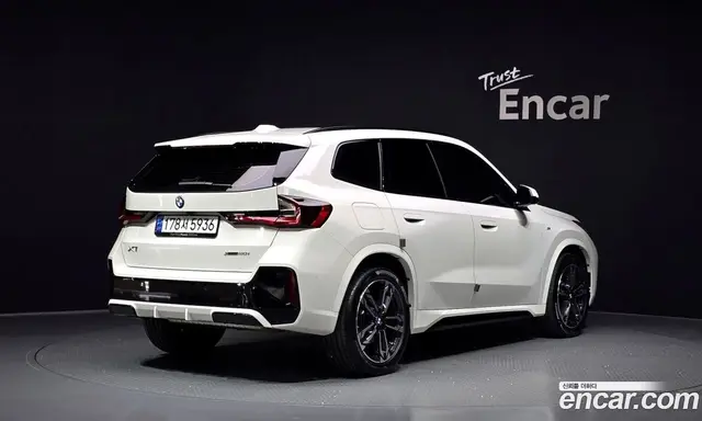 BMW X1 2024 2.0 автомат (гидро), миниатюра 2