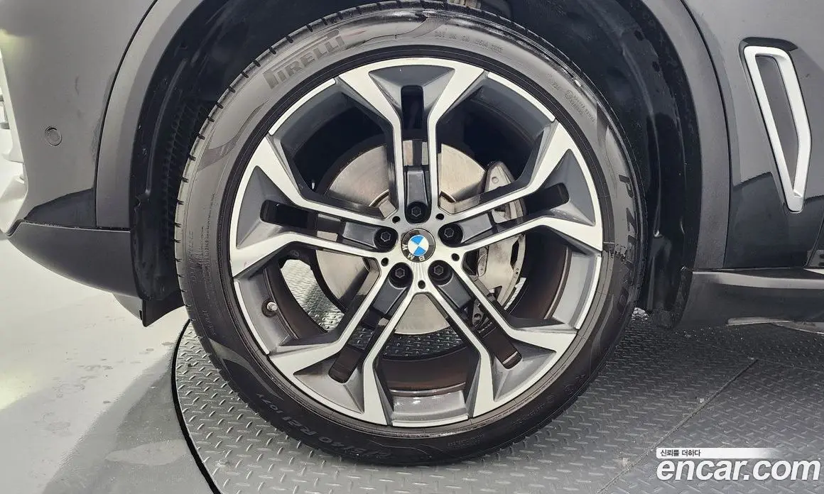 BMW X5 2022 3.0 автомат (гидро), фото 5