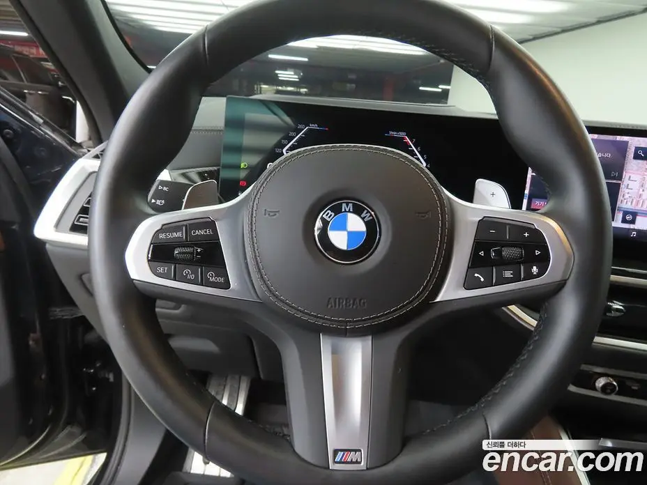 BMW X6 2024 3.0 автомат (гидро), фото 8