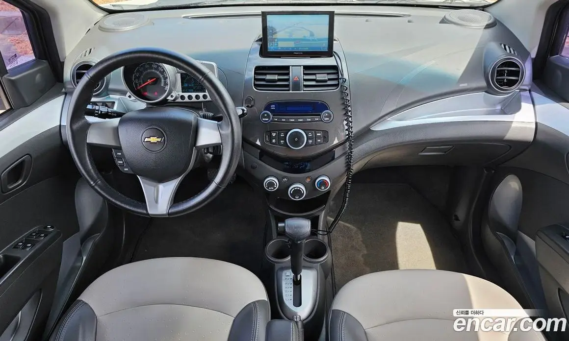 Chevrolet Spark 2012 1.0 автомат (гидро), фото 7