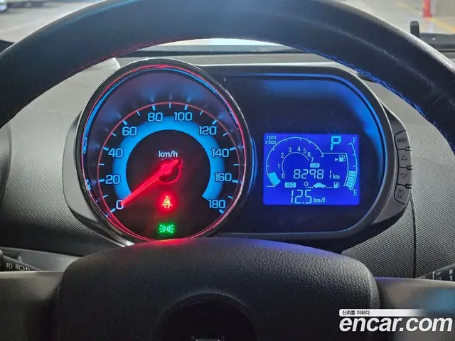 Chevrolet Spark 2014 1.0 автомат (гидро), миниатюра 8