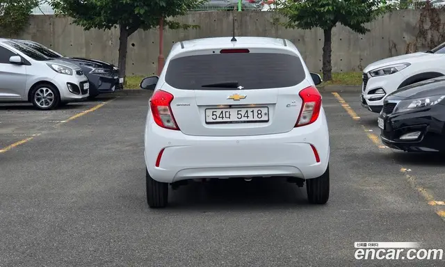 Chevrolet Spark 2017 1.0 автомат (гидро), миниатюра 4