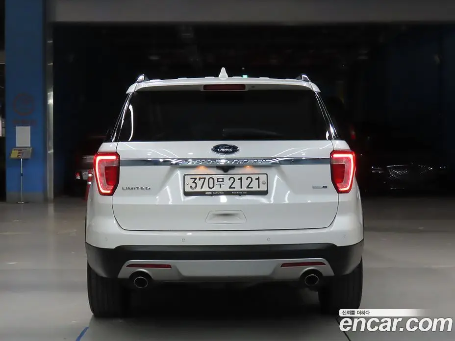 Ford Explorer 2016 2.3 автомат (гидро), фото 3 Ford Explorer 2016 2.3 автомат (гидро), фото 3