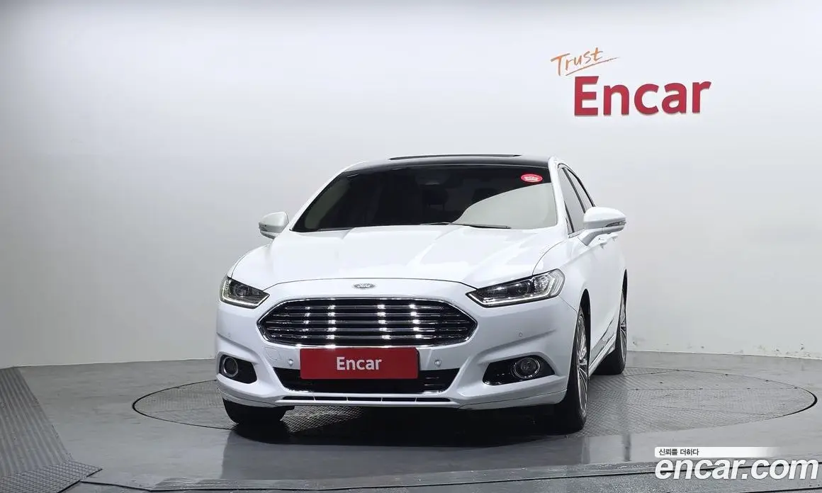 Ford Mondeo 2016 2.0 автомат (гидро), фото 3