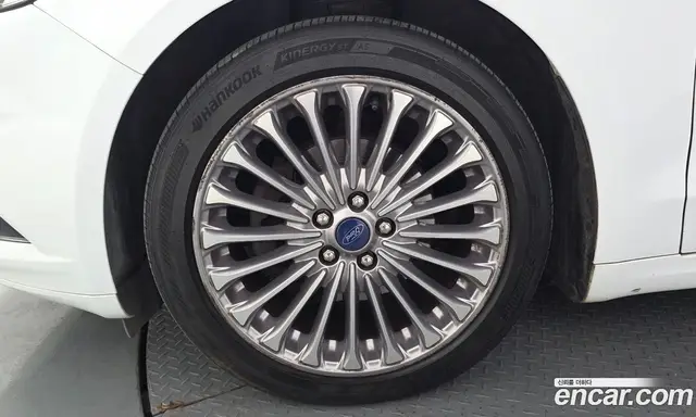 Ford Mondeo 2016 2.0 автомат (гидро), миниатюра 5