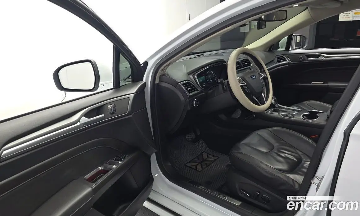 Ford Mondeo 2016 2.0 автомат (гидро), фото 10