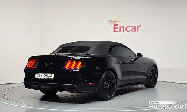 Ford Mustang 2017 2.3 автомат (гидро), миниатюра 2