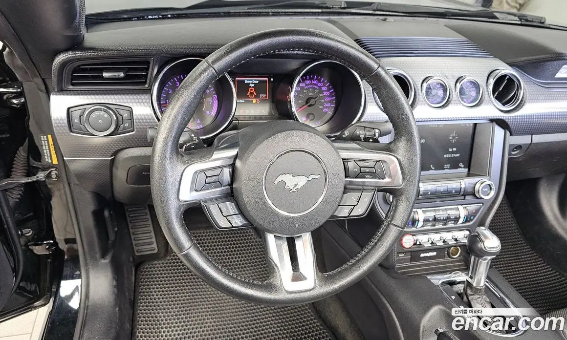 Ford Mustang 2017 2.3 автомат (гидро), фото 13