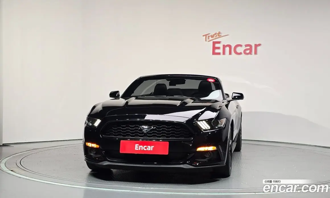 Ford Mustang 2017 2.3 автомат (гидро), фото 3