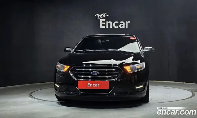 Ford Taurus 2016 2.0 автомат (гидро), миниатюра 3 Ford Taurus 2016 2.0 автомат (гидро), миниатюра 3