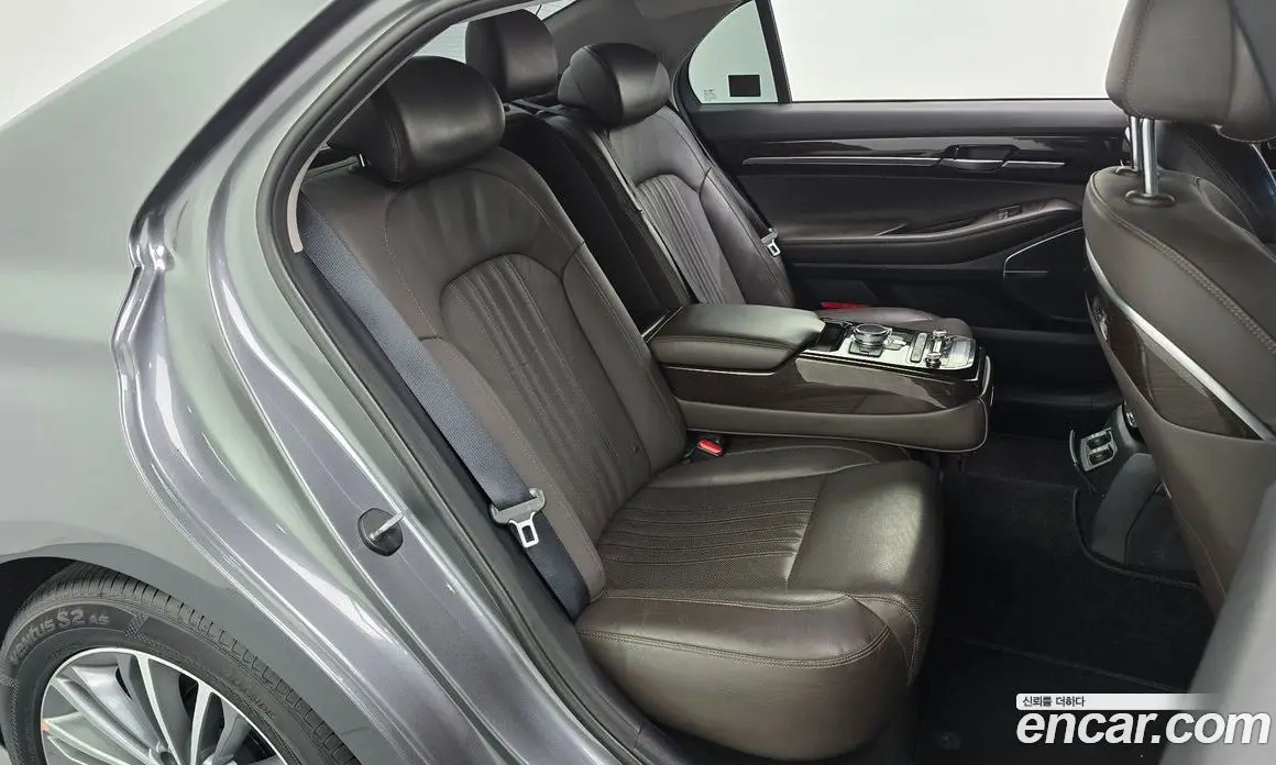 Genesis EQ900 2016 3.8 автомат (гидро), фото 11 Genesis EQ900 2016 3.8 автомат (гидро), фото 11
