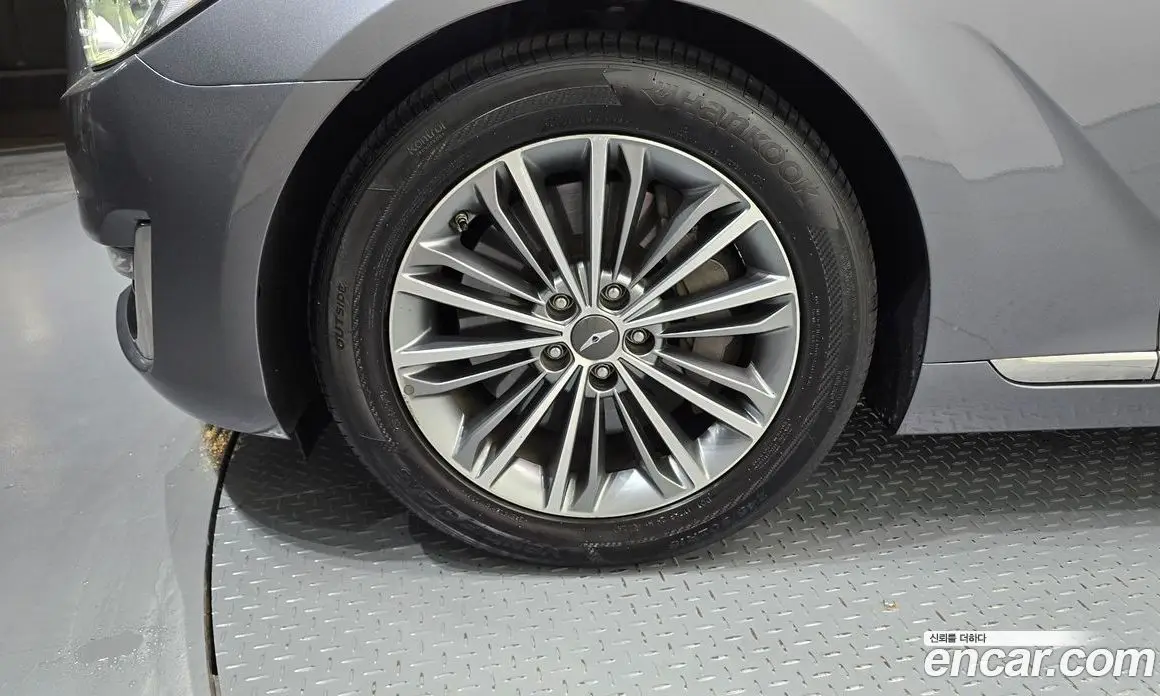 Genesis EQ900 2016 3.8 автомат (гидро), фото 5 Genesis EQ900 2016 3.8 автомат (гидро), фото 5
