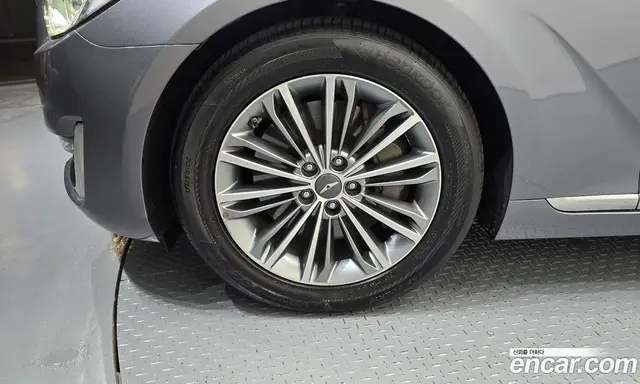 Genesis EQ900 2016 3.8 автомат (гидро), миниатюра 5 Genesis EQ900 2016 3.8 автомат (гидро), миниатюра 5