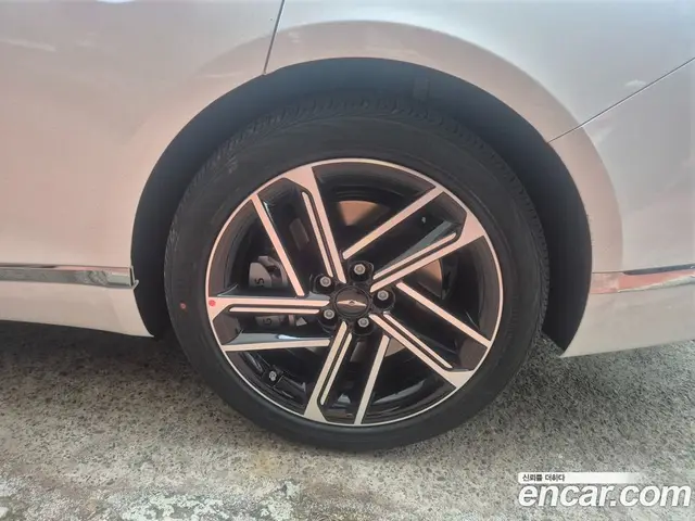 Genesis G80 2026 2.5 автомат (гидро), миниатюра 2