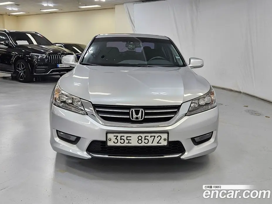 Honda Accord 2014 2.4 автомат (гидро), фото 2 Honda Accord 2014 2.4 автомат (гидро), фото 2