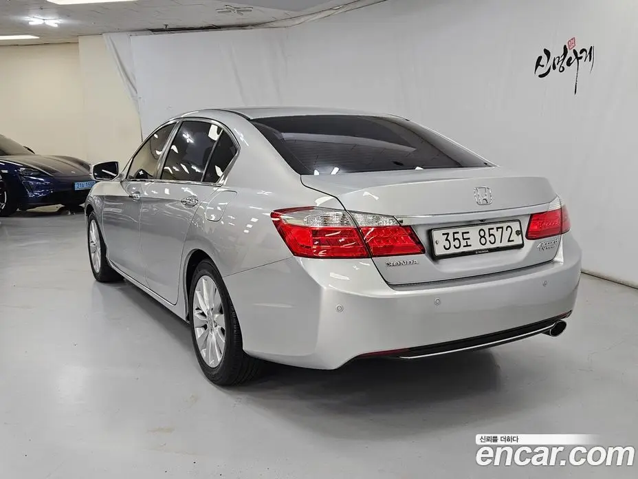 Honda Accord 2014 2.4 автомат (гидро), фото 4 Honda Accord 2014 2.4 автомат (гидро), фото 4
