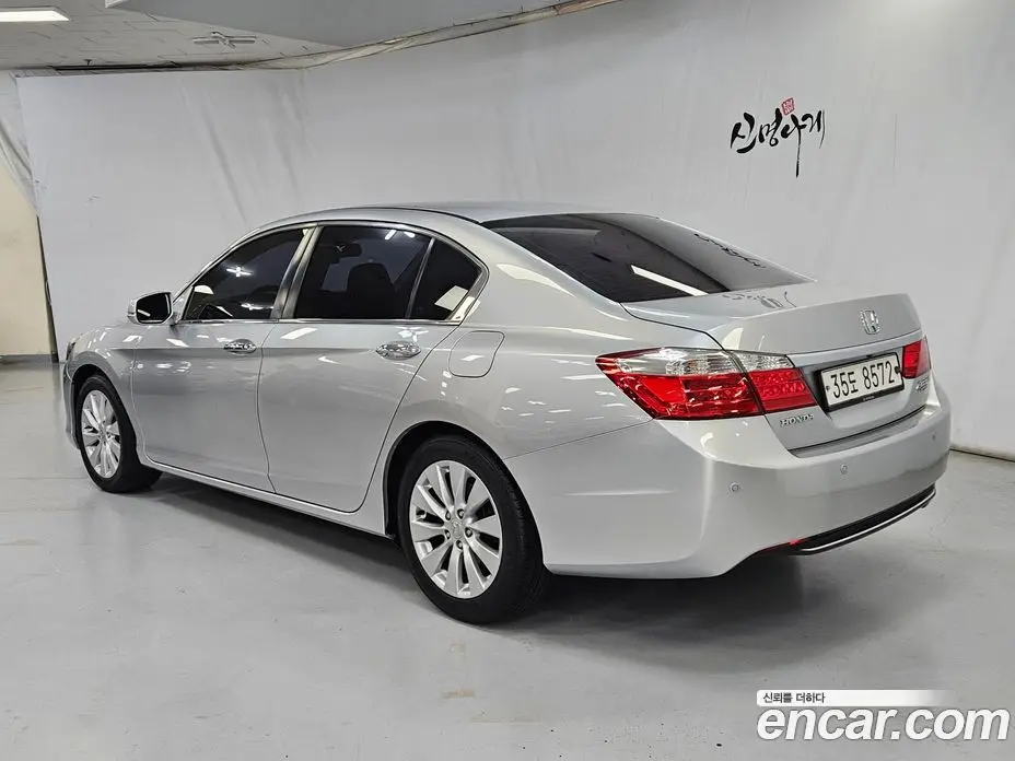 Honda Accord 2014 2.4 автомат (гидро), фото 6 Honda Accord 2014 2.4 автомат (гидро), фото 6