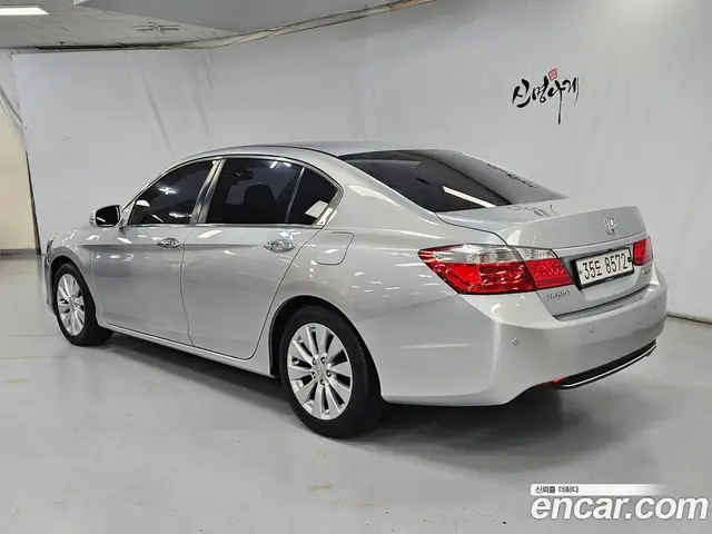 Honda Accord 2014 2.4 автомат (гидро), миниатюра 6 Honda Accord 2014 2.4 автомат (гидро), миниатюра 6