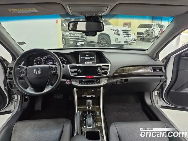 Honda Accord 2014 2.4 автомат (гидро), миниатюра 7 Honda Accord 2014 2.4 автомат (гидро), миниатюра 7