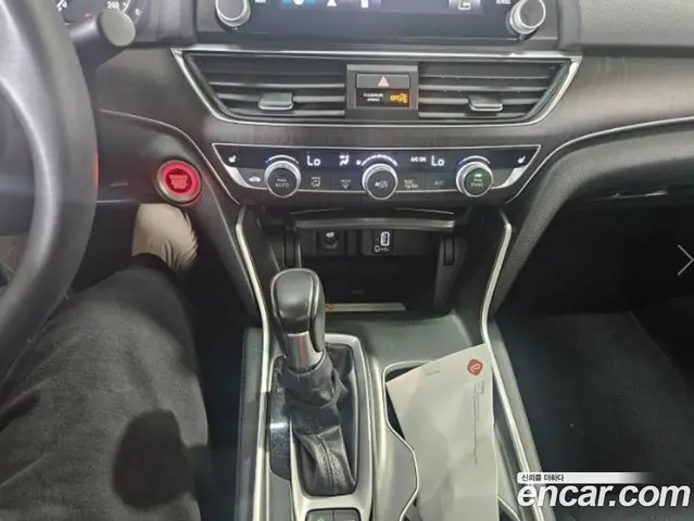 Honda Accord 2018 1.5 автомат (гидро), миниатюра 10 Honda Accord 2018 1.5 автомат (гидро), миниатюра 10