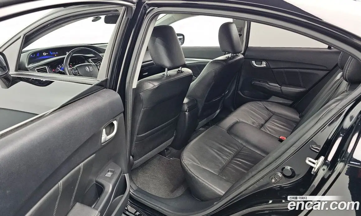 Honda Civic 2013 1.8 автомат (гидро), фото 12 Honda Civic 2013 1.8 автомат (гидро), фото 12