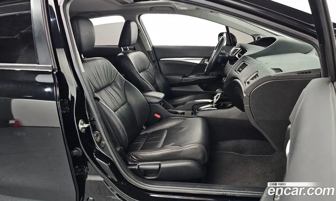Honda Civic 2013 1.8 автомат (гидро), фото 10 Honda Civic 2013 1.8 автомат (гидро), фото 10