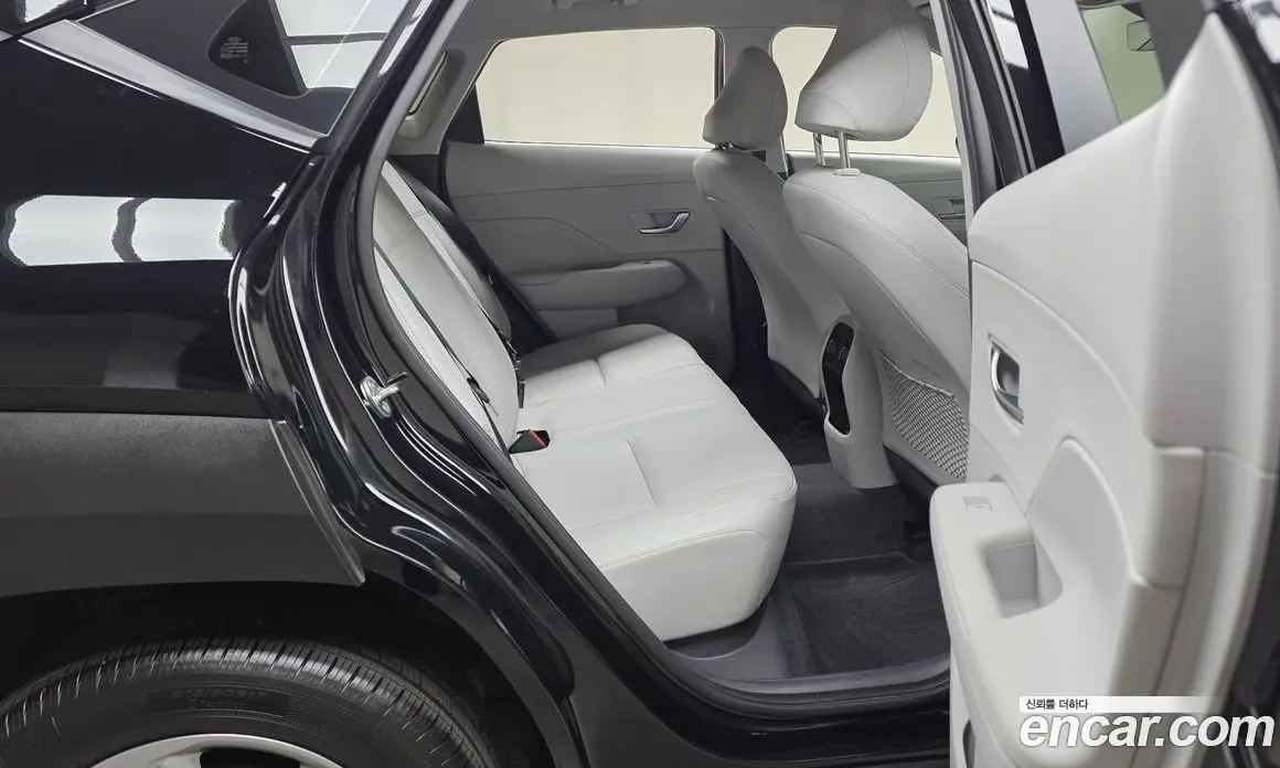 Hyundai Kona 2024 1.6 автомат (гидро), фото 12 Hyundai Kona 2024 1.6 автомат (гидро), фото 12