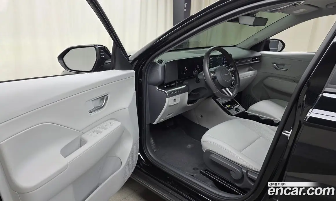 Hyundai Kona 2024 1.6 автомат (гидро), фото 10 Hyundai Kona 2024 1.6 автомат (гидро), фото 10