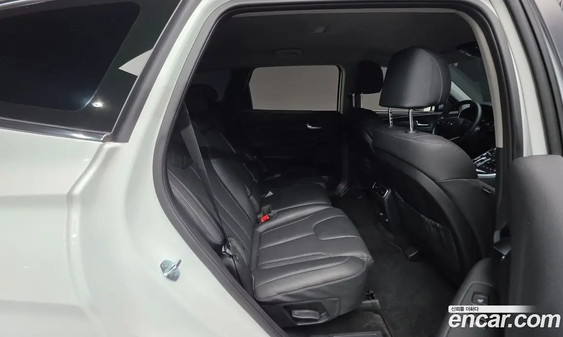 Hyundai Santa Fe 2023 1.6 автомат (гидро), фото 18 Hyundai Santa Fe 2023 1.6 автомат (гидро), фото 18