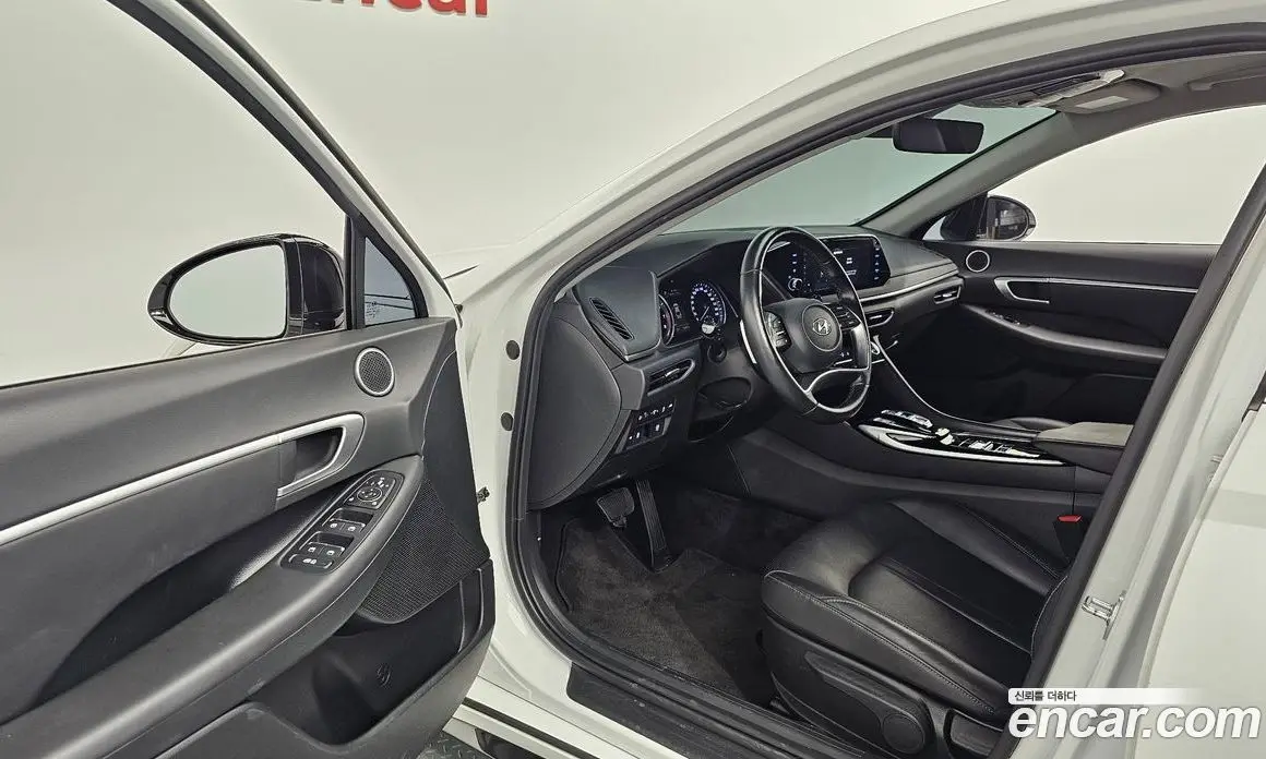 Hyundai Sonata 2022 2.0 автомат (гидро), фото 10