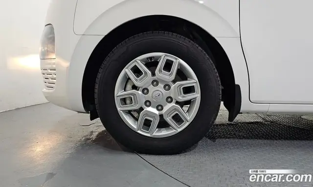 Hyundai Staria 2023 2.2 автомат (гидро), миниатюра 5
