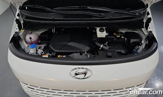 Hyundai Staria 2023 2.2 автомат (гидро), миниатюра 6