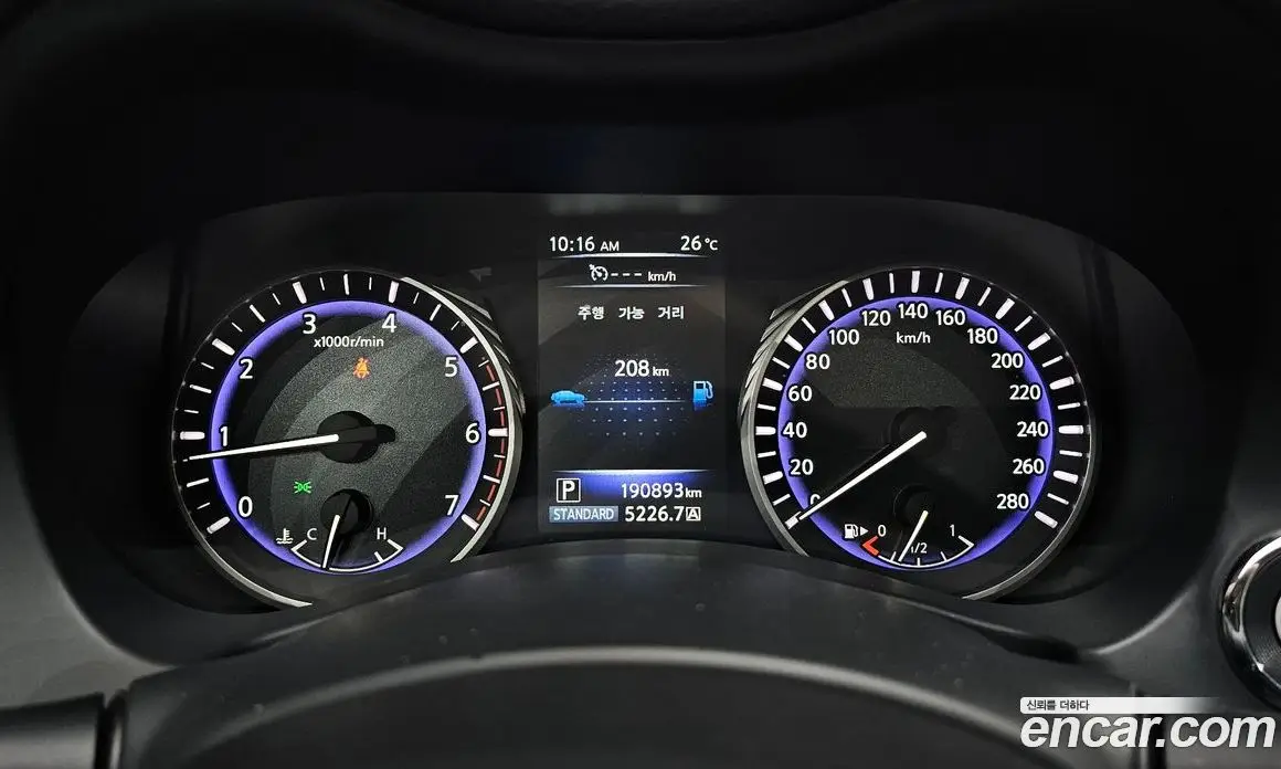 Infiniti Q50 2014 2.1 автомат (гидро), фото 8