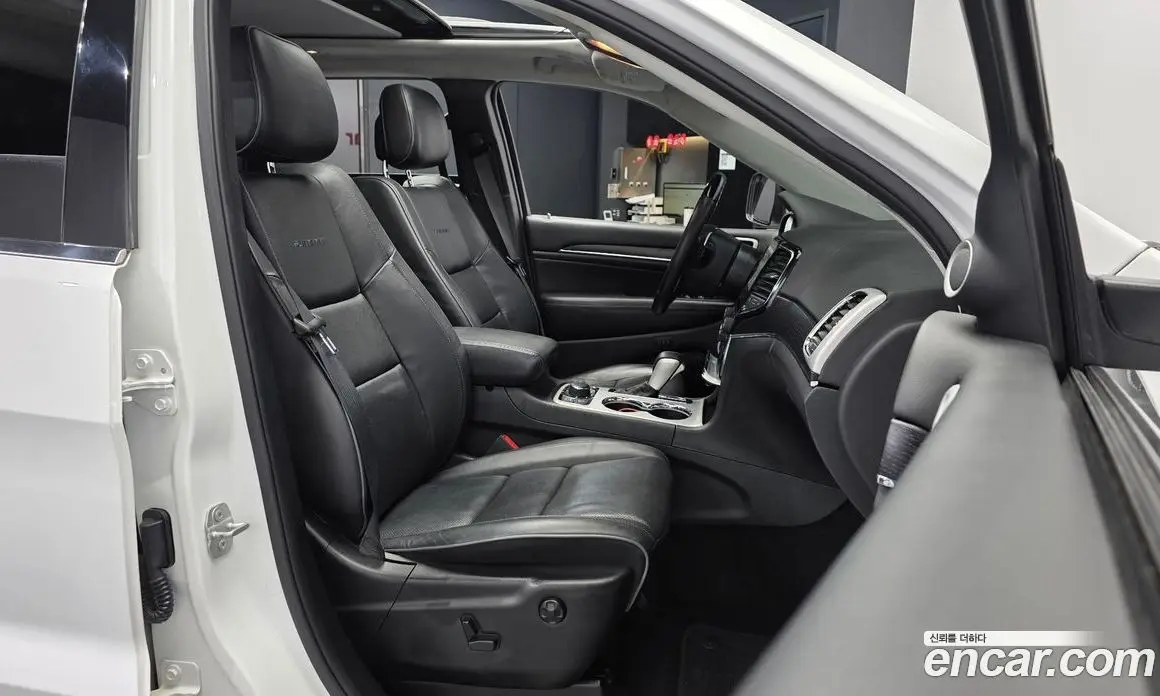 Jeep Cherokee 2019 3.6 автомат (гидро), фото 11