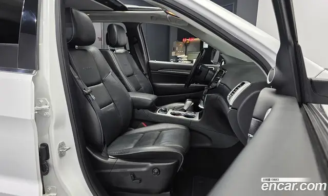 Jeep Cherokee 2019 3.6 автомат (гидро), миниатюра 11