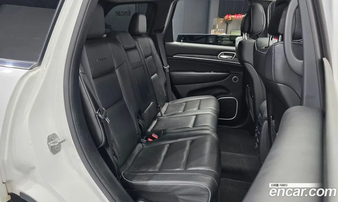 Jeep Cherokee 2019 3.6 автомат (гидро), фото 12