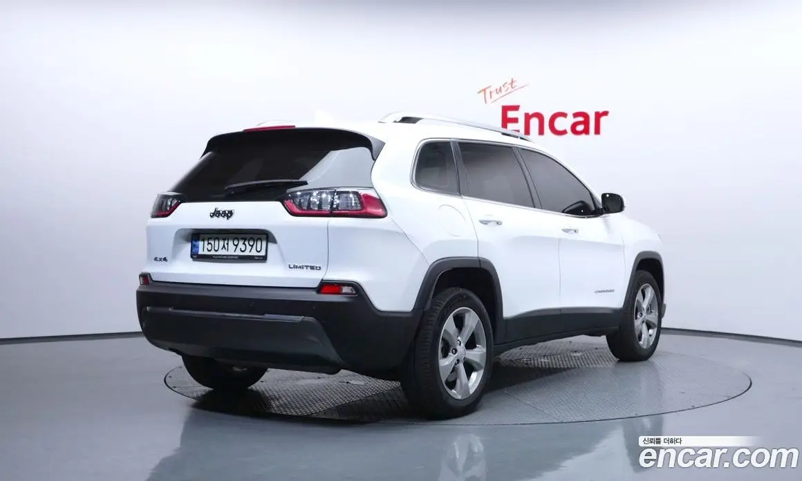 Jeep Cherokee 2021 2.4 автомат (гидро), фото 2 Jeep Cherokee 2021 2.4 автомат (гидро), фото 2