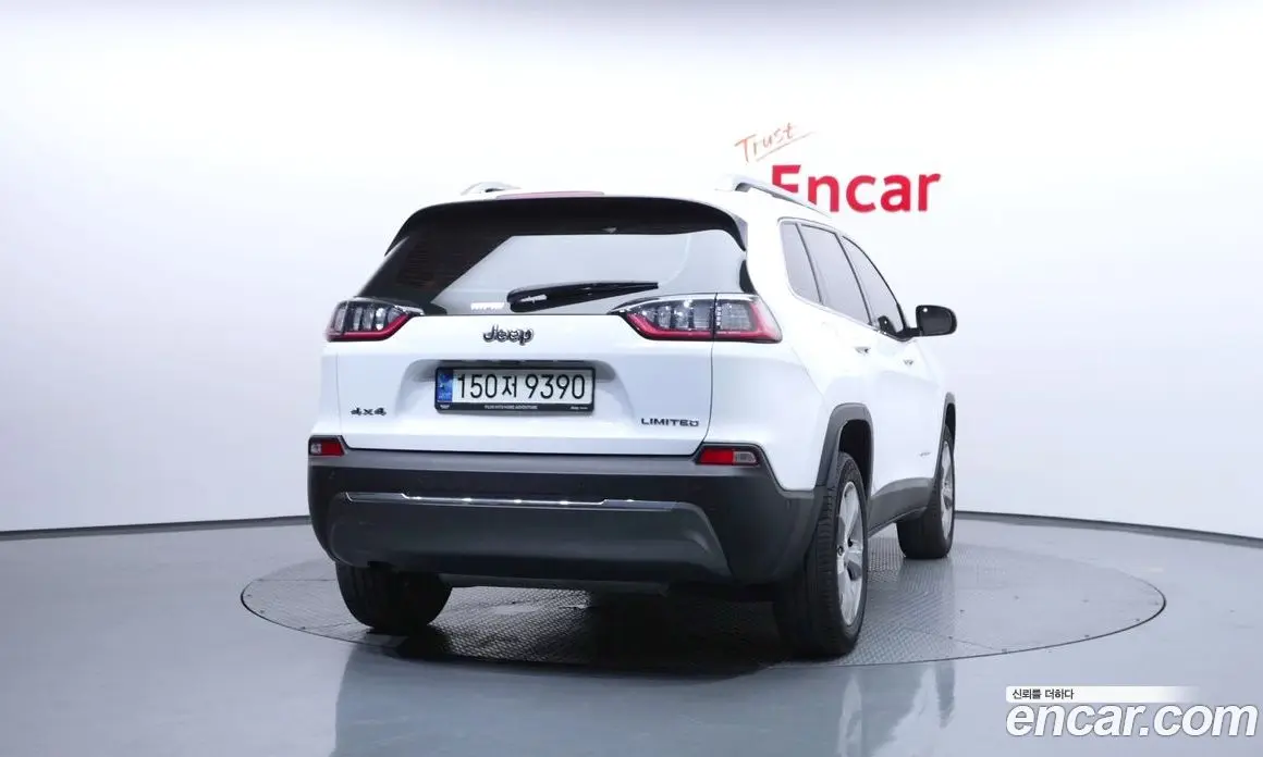 Jeep Cherokee 2021 2.4 автомат (гидро), фото 4 Jeep Cherokee 2021 2.4 автомат (гидро), фото 4