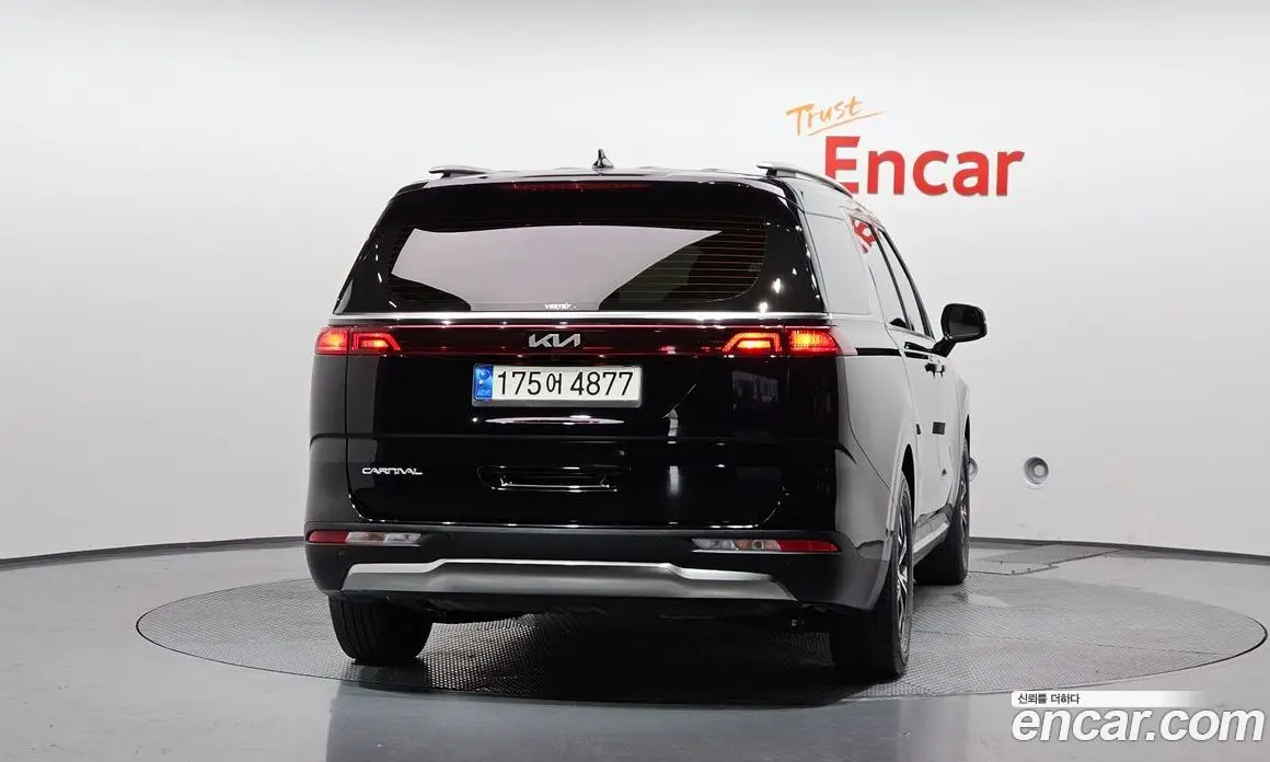 Kia Carnival 2022 2.2 автомат (гидро), фото 4