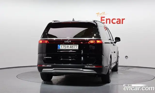 Kia Carnival 2022 2.2 автомат (гидро), миниатюра 4