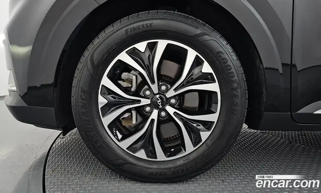 Kia Carnival 2022 2.2 автомат (гидро), миниатюра 5