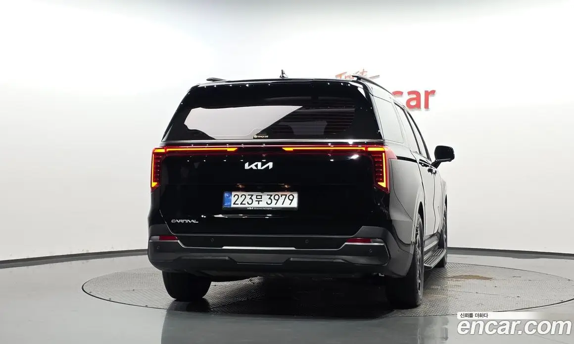 Kia Carnival 2025 2.2 автомат (гидро), фото 4 Kia Carnival 2025 2.2 автомат (гидро), фото 4