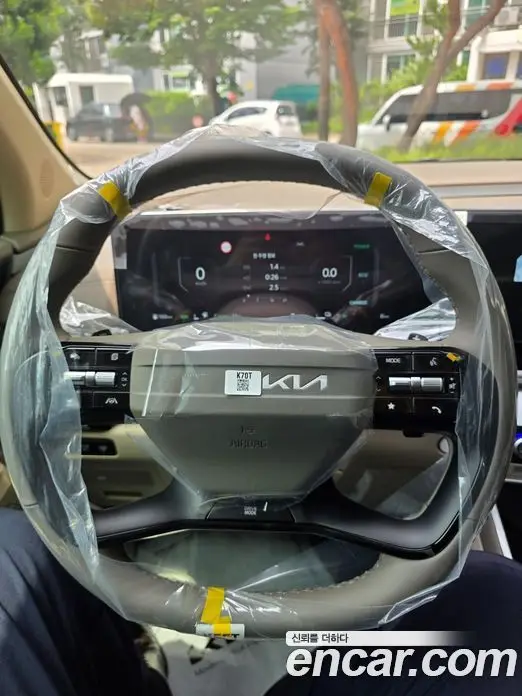 Kia Carnival 2026 1.6 автомат (гидро), фото 14
