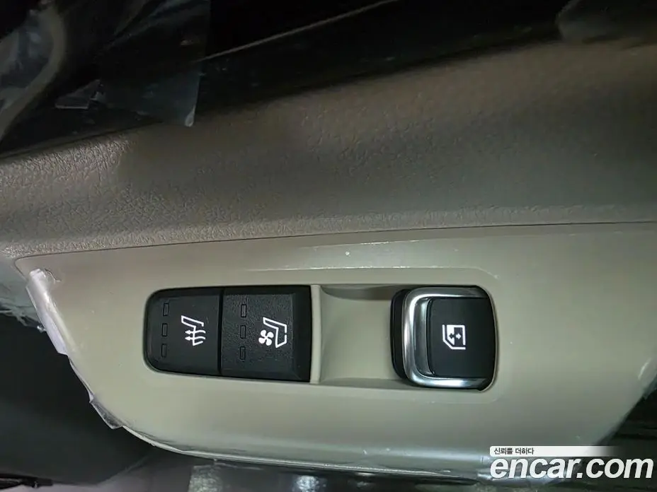Kia Carnival 2026 1.6 автомат (гидро), фото 8