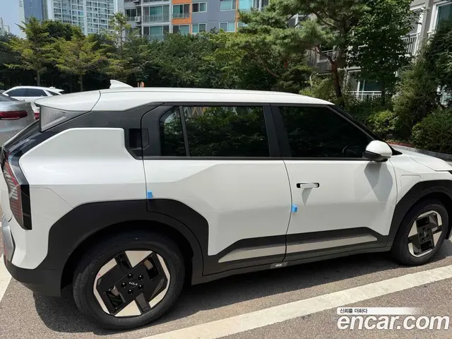 Kia EV3 2026 автомат (гидро), миниатюра 2 Kia EV3 2026 автомат (гидро), миниатюра 2