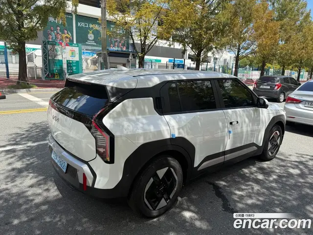 Kia EV3 2026 автомат (гидро), миниатюра 2