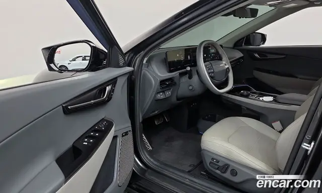 Kia EV6 2024 0.1 автомат (гидро), миниатюра 10 Kia EV6 2024 0.1 автомат (гидро), миниатюра 10