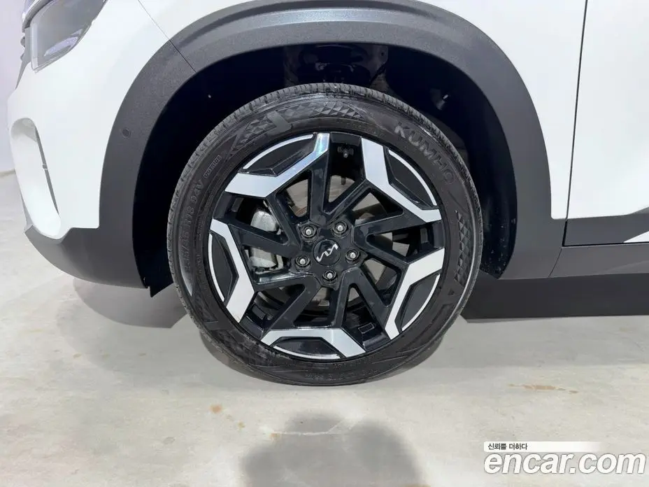 Kia Seltos 2024 1.6 автомат (гидро), фото 18 Kia Seltos 2024 1.6 автомат (гидро), фото 18
