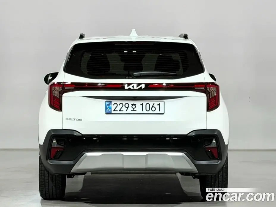 Kia Seltos 2024 1.6 автомат (гидро), фото 7 Kia Seltos 2024 1.6 автомат (гидро), фото 7